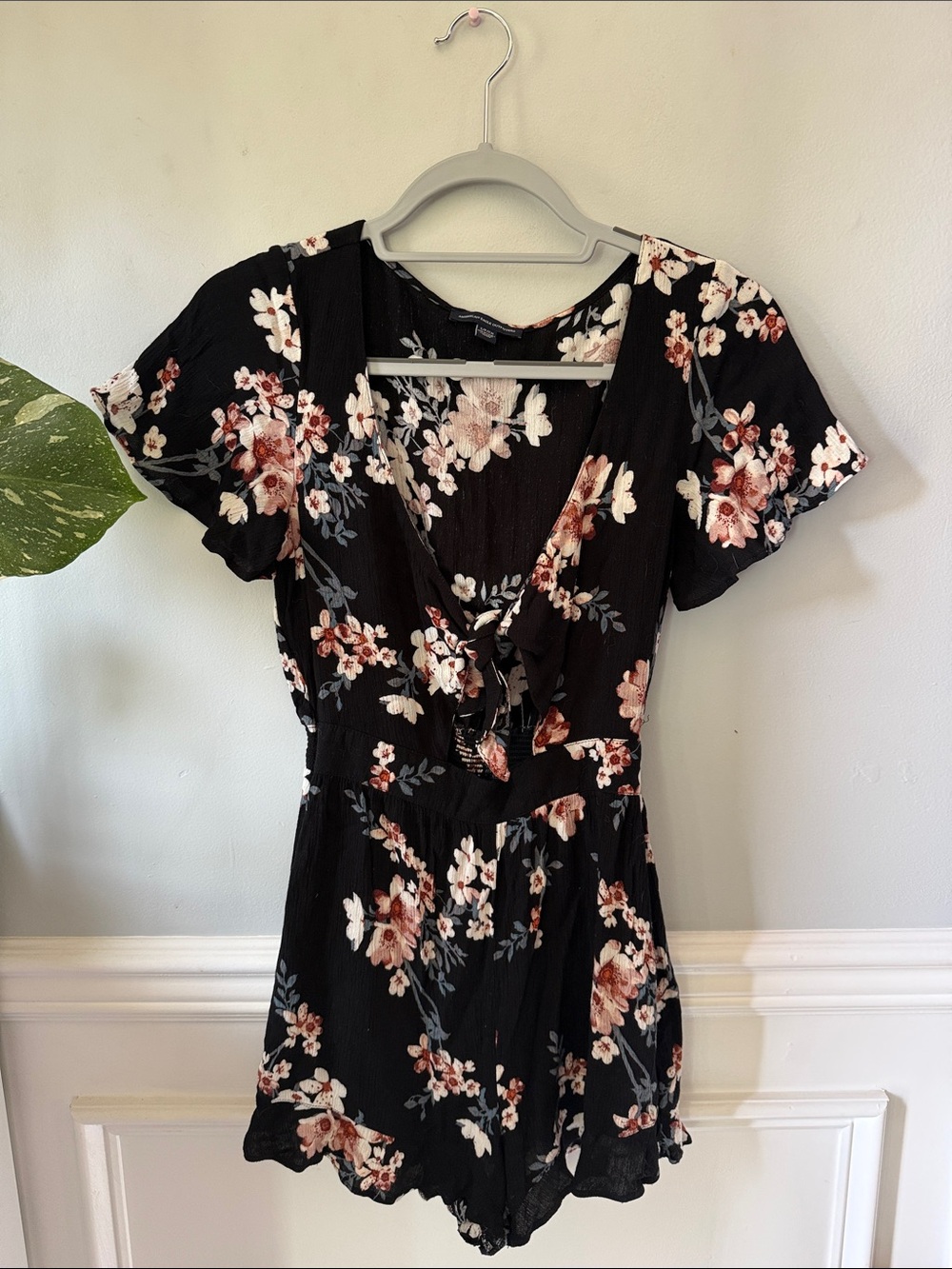 American Eagle Outfitters Black Floral Tie-Front Mini Dress